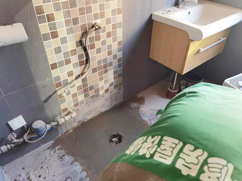 杭州卫浴安装及维修-杭州蹲便器漏水修理-杭州厕所马桶维修方案